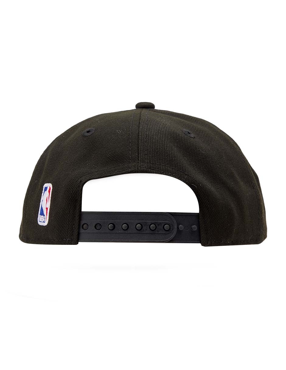 Gorra visera curva broche para niño 4